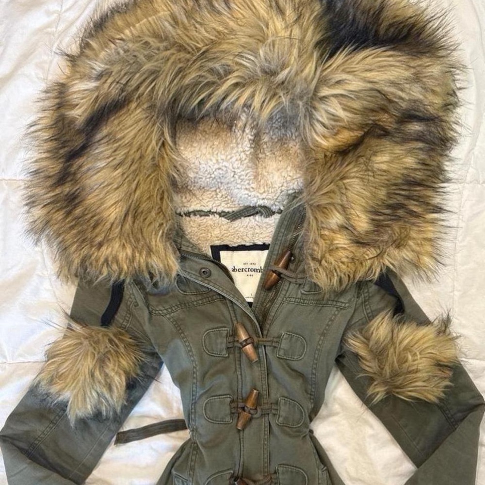 Y2K vintage Abercrombie & Fitch Green Parka with Faux Fur Trim